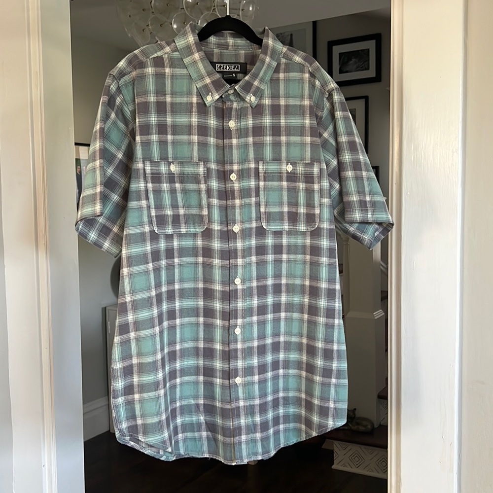 Ezekiel- short sleeve, plaid flannel